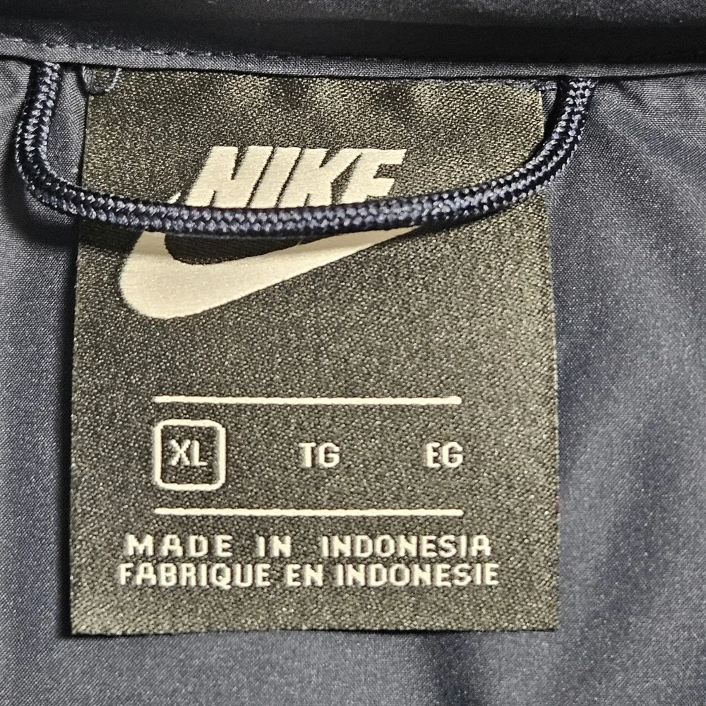 Nike Puffer Vest‎ Mens XL Blue Navy Windrunner Down Filled 928859-451 Chevron